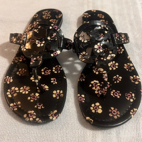 Tory Burch Miller Bloomingdales Exclusive 8 - Picture 2 of 4